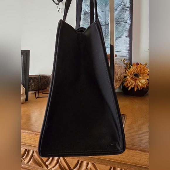 Kate Spade Vintage Sam Back. Black Nylon. EUC - Picture 4 of 8